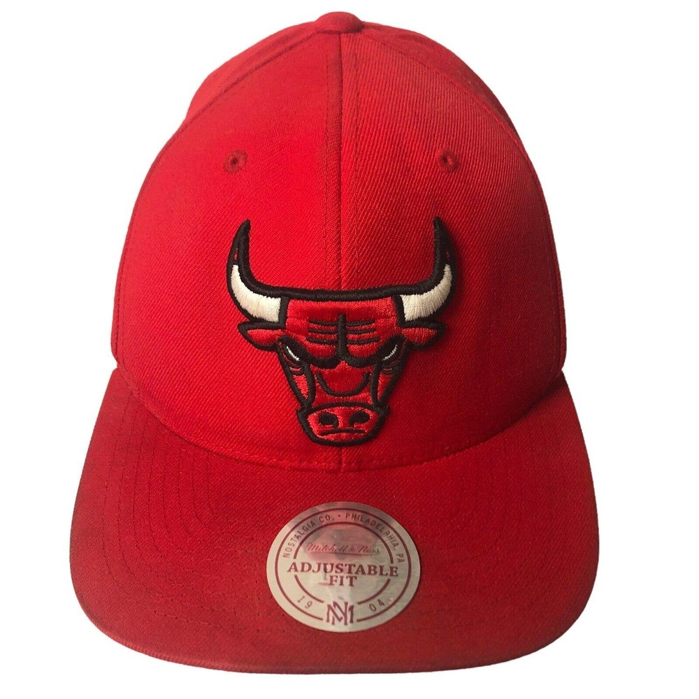 Mitchell & Ness Chicago Bulls Snapbackโ Hat Cap Red 100% Wool Adjustable NBA